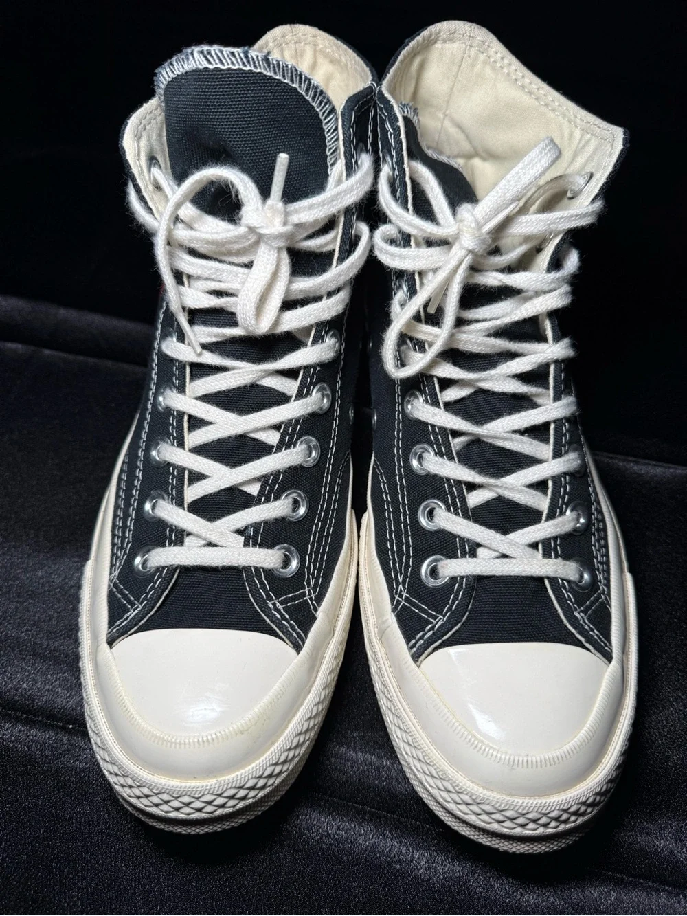 Converse x Comme des Garçons PLAY Chuck 70 High Top - Picture 5 of 8